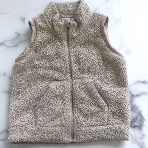 Uniqlo Kids Fluffy Yarn Fleece Vest Sherpa Fleece Vest Ivory Unisex Girls Sz 2-3